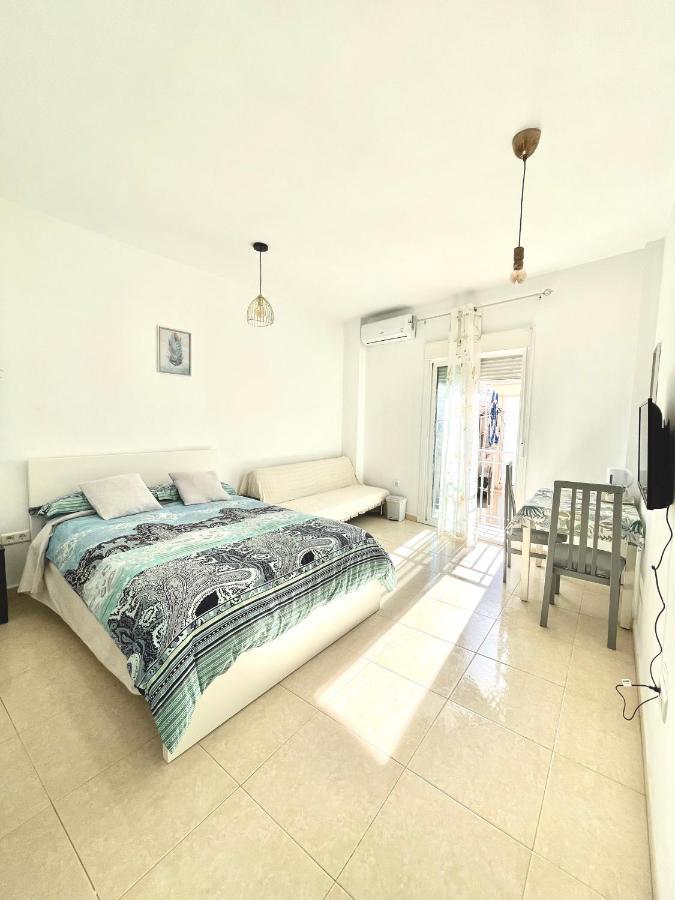 Luna Ensuites Centro Malaga Exterior photo